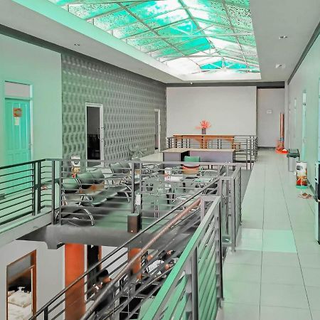 Urbanview Hotel Bagoes Sintang By Reddoorz 외부 사진