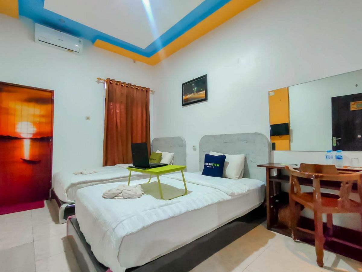 Urbanview Hotel Bagoes Sintang By Reddoorz 외부 사진