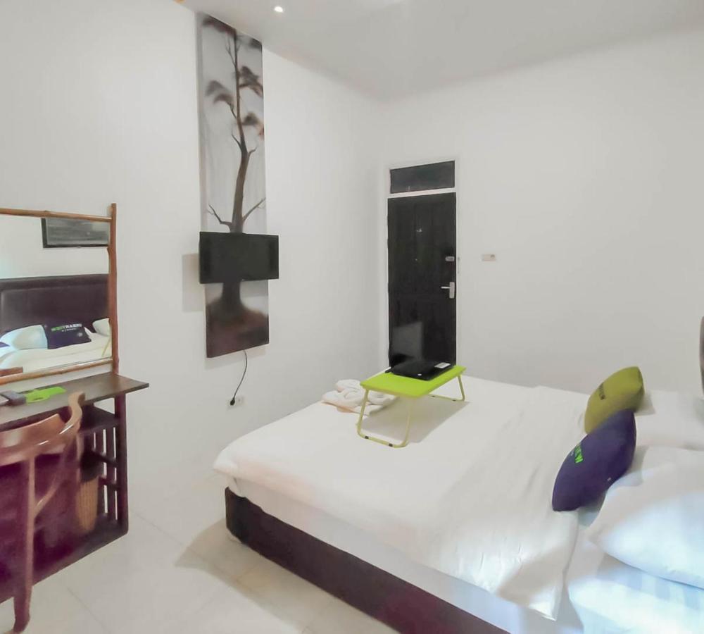 Urbanview Hotel Bagoes Sintang By Reddoorz 외부 사진